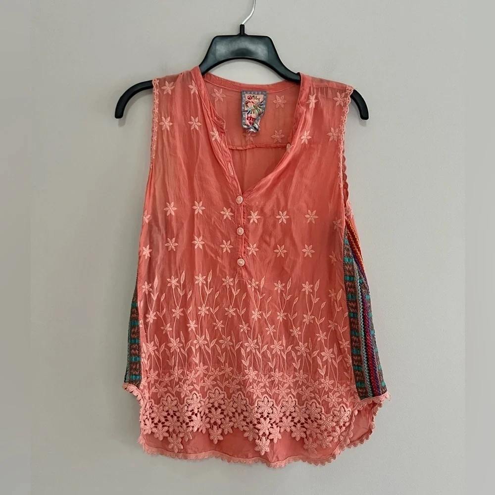 Johnny Was Embroidered Floral Boho Malin Tank in Coral, size XS